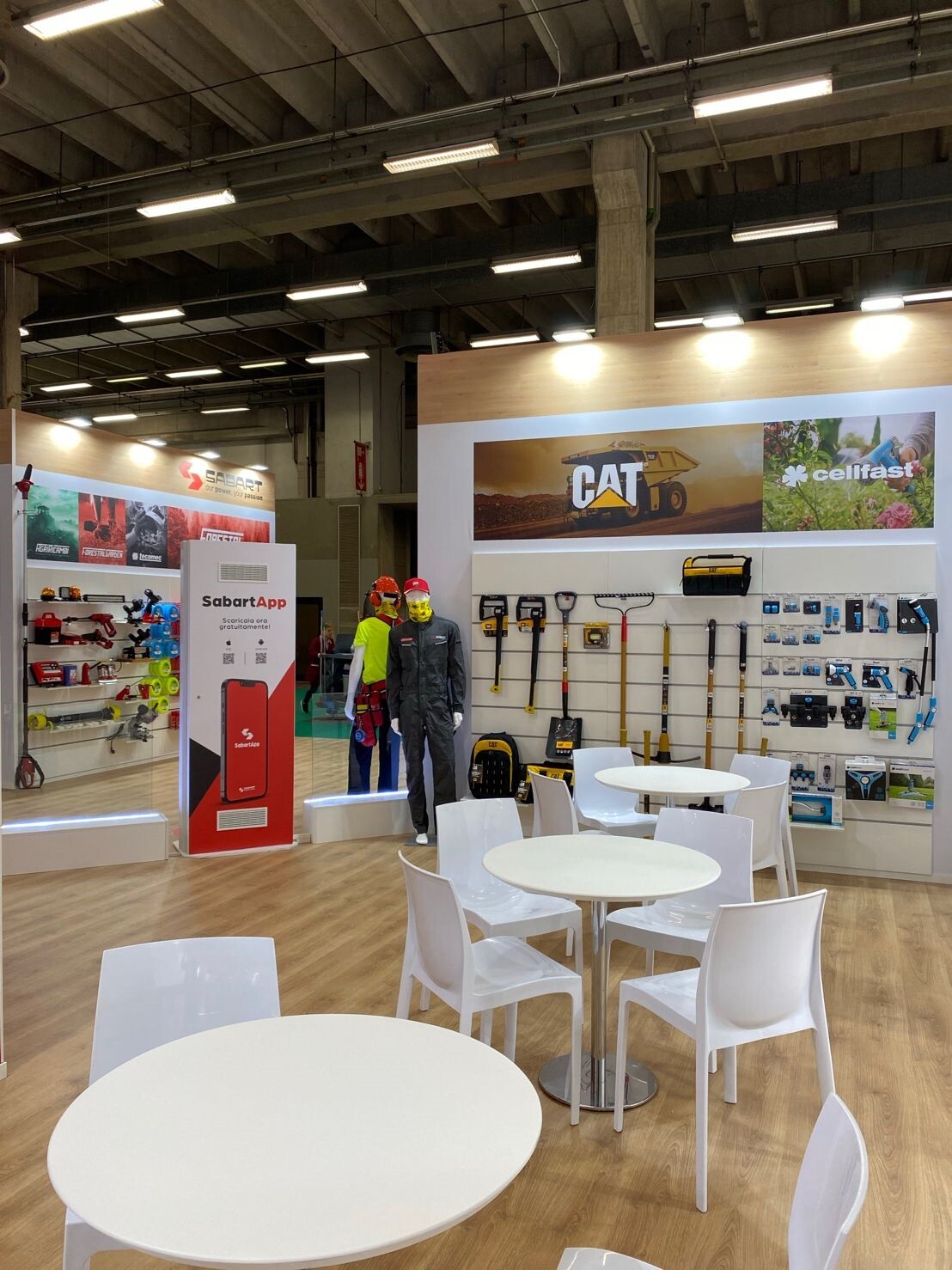 eima2022_stand_02 - sabart