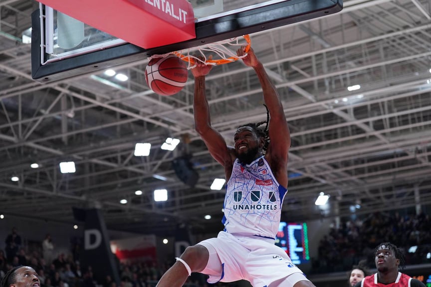 pallacanestro_reggiana_sabart_aut aut